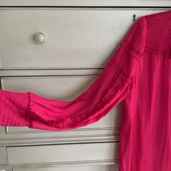 White House Black Market Tie-Neck Ruffle-Sleeve Blouse size M - Picture 3 of 7